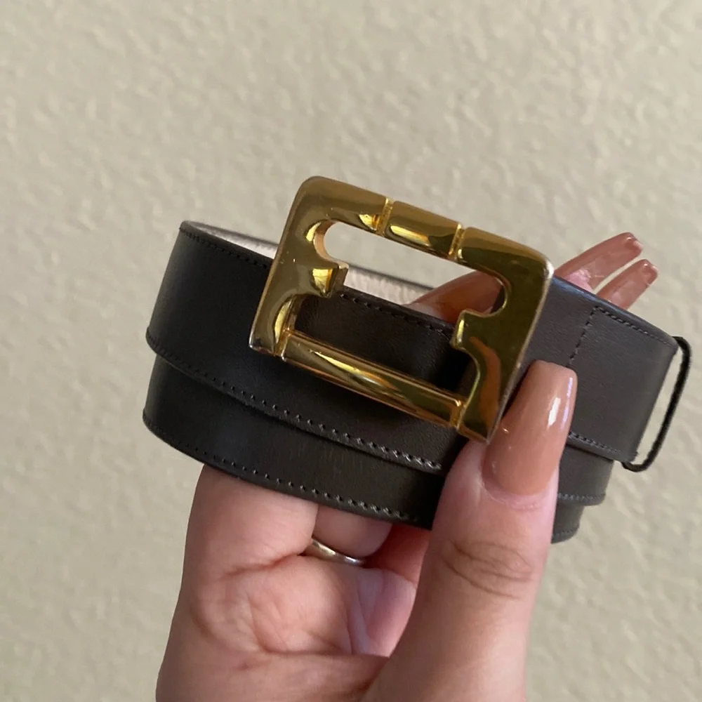 Salvatore Ferragamo women’s belt - Picture 1 of 10